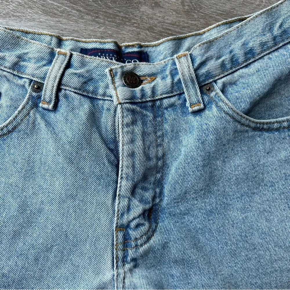 Vintage Maryk & Co Hip Hugger Short Light Wash Frayed  Denim Shorts - Picture 2 of 9